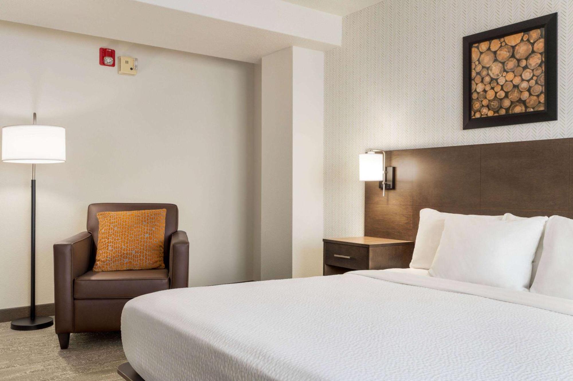 Days Inn & Suites By Wyndham Bozeman Buitenkant foto