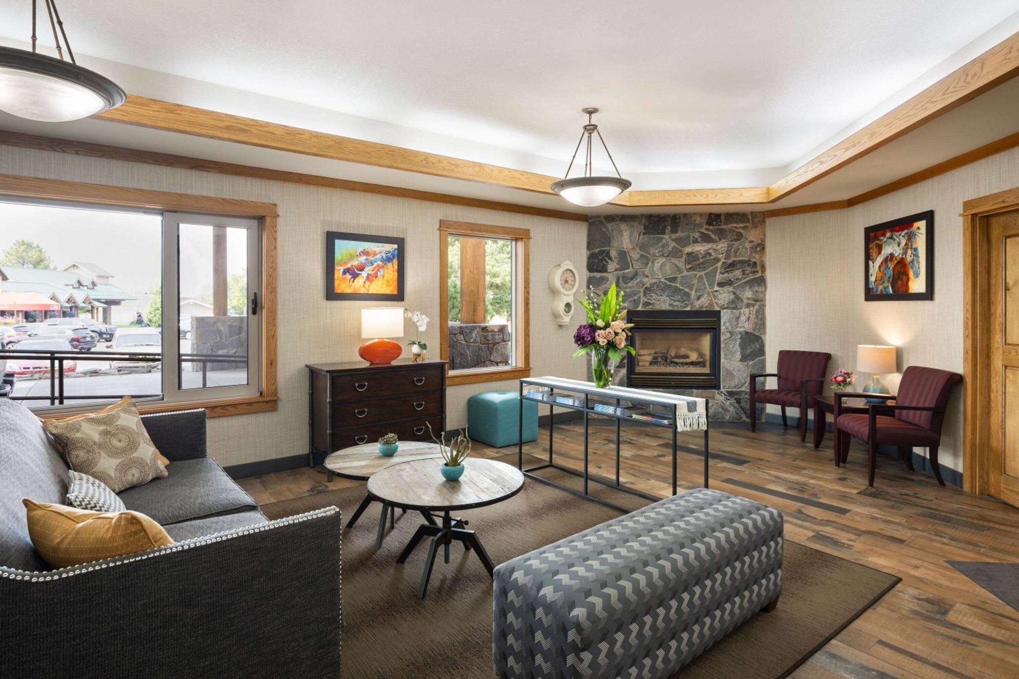 Days Inn & Suites By Wyndham Bozeman Buitenkant foto