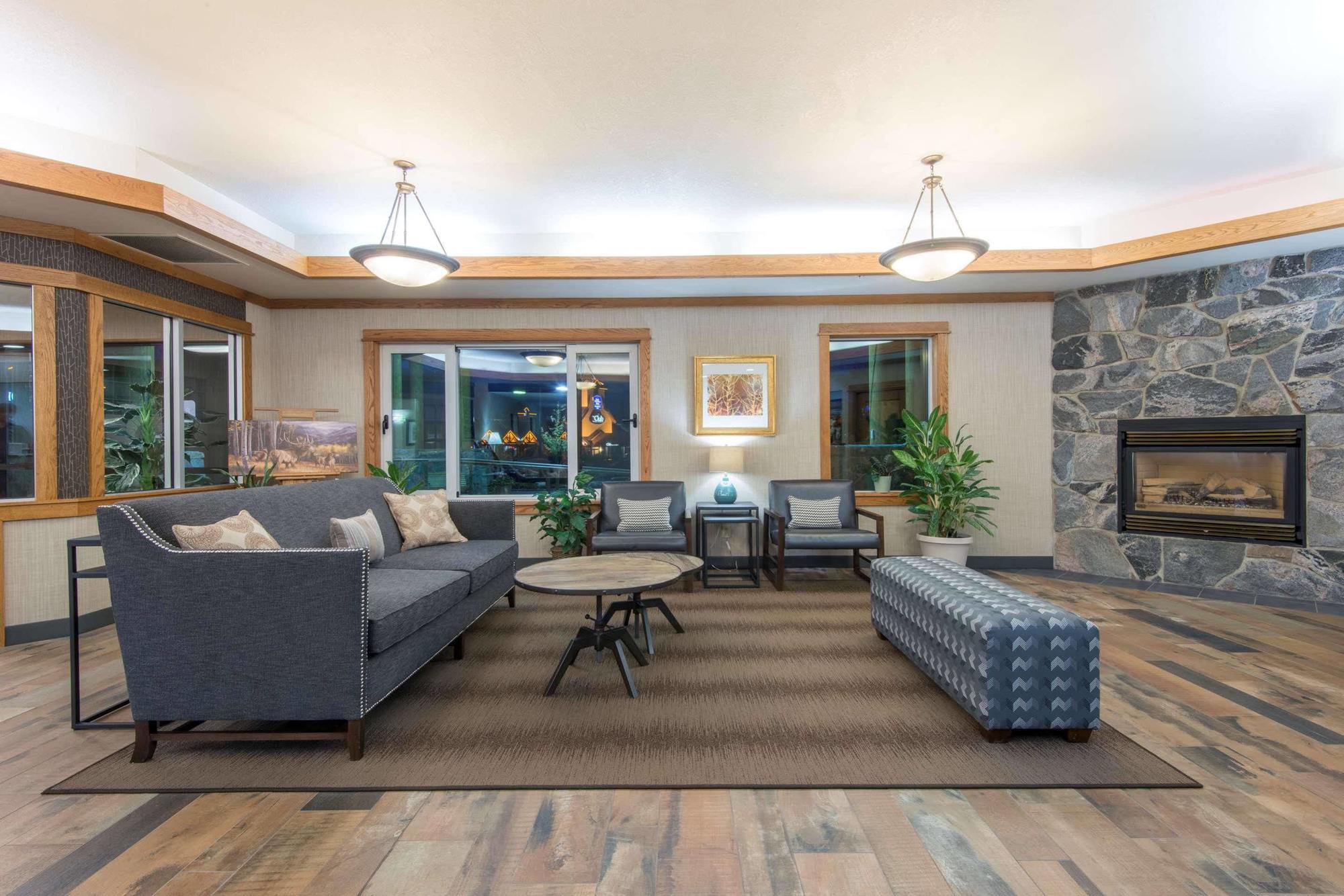 Days Inn & Suites By Wyndham Bozeman Buitenkant foto